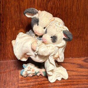 Vintage 1995 ENESCO Mary Moo Moos "I'LL Never Love an-Udder" Wedding Couple